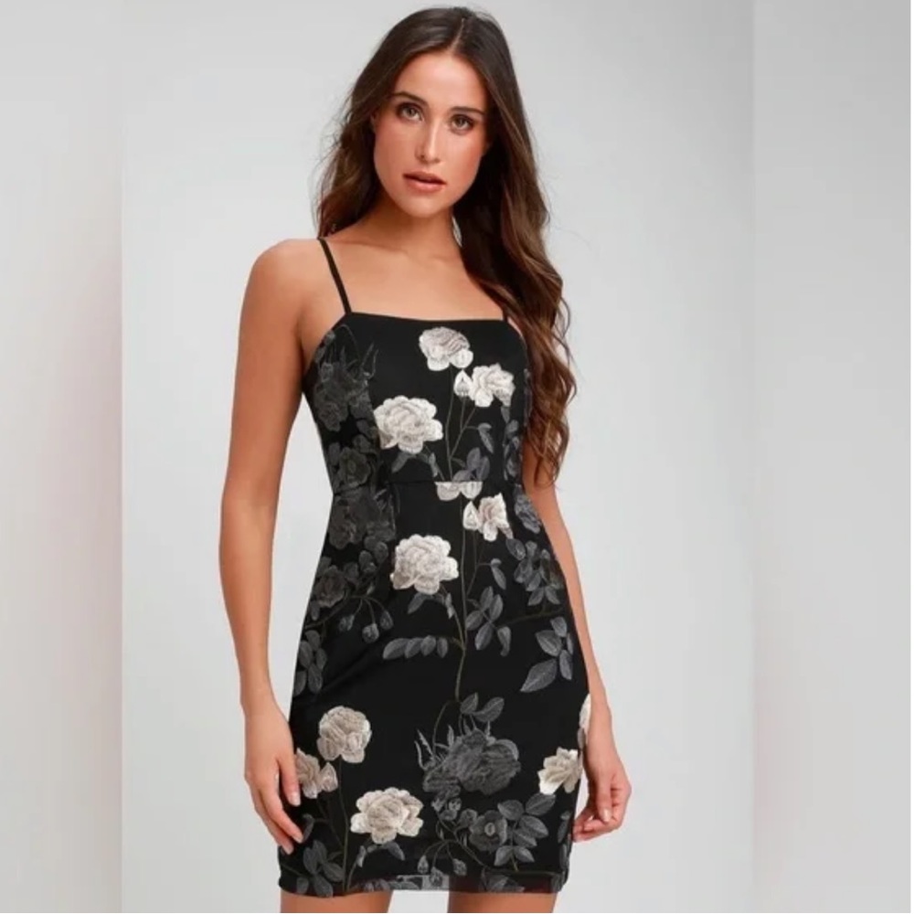 Lulu’s Elston Floral Embroidered Bodycon Dress